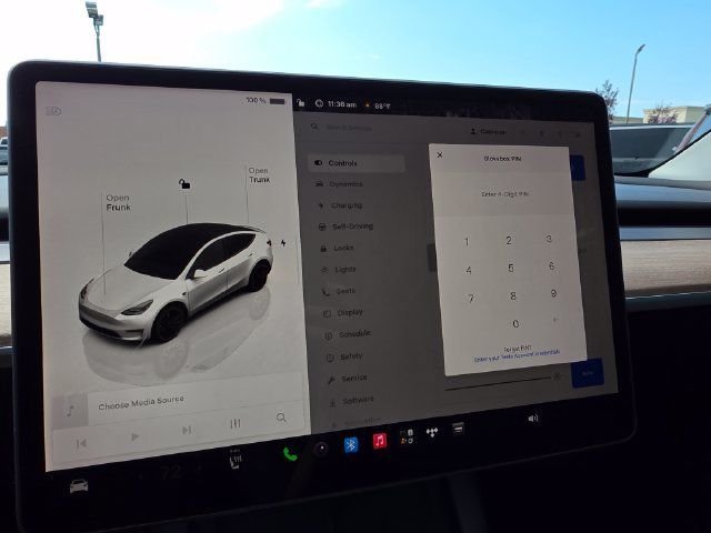 Used 2025 Tesla Model Y Long Range AWD/4WD image 72