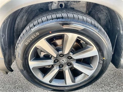 Used 2023 Honda Pilot Elite image 18