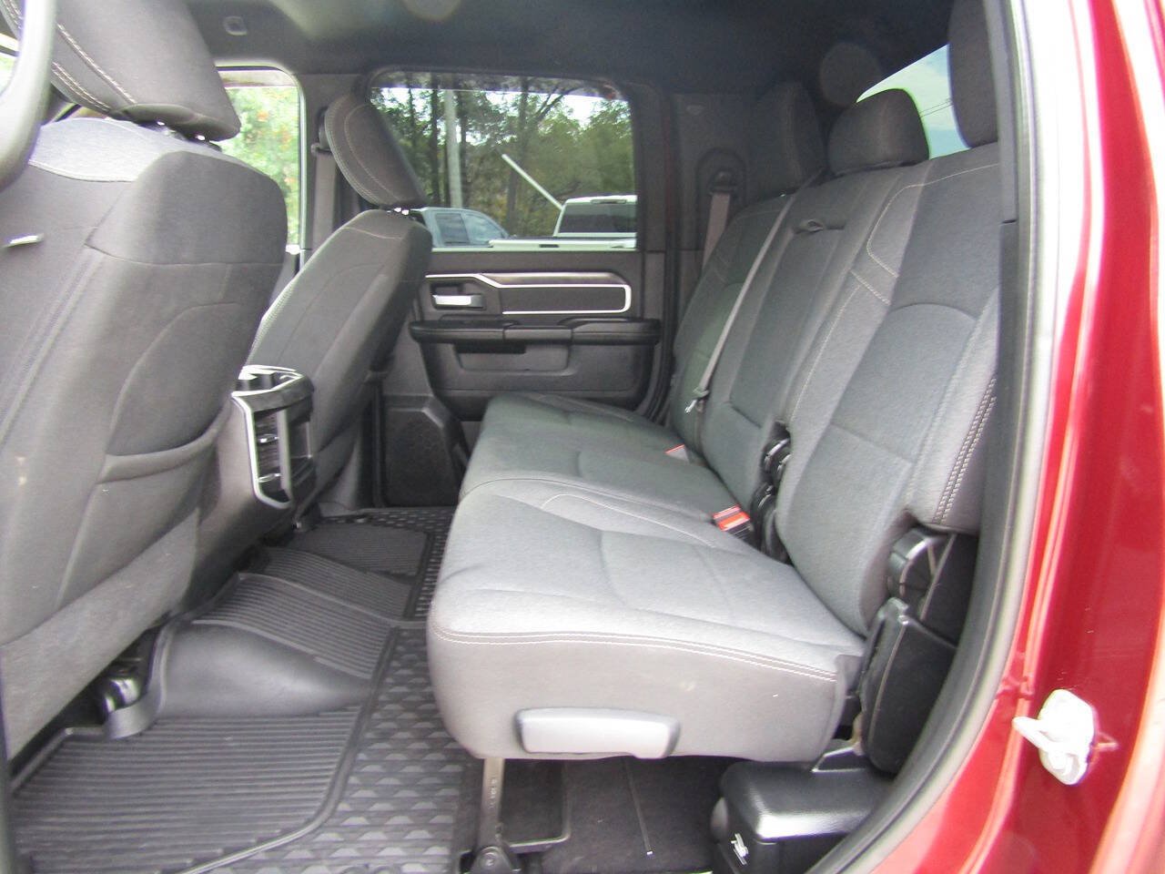 Used 2021 RAM 2500 Big Horn w/ Night Edition AWD/4WD image 11
