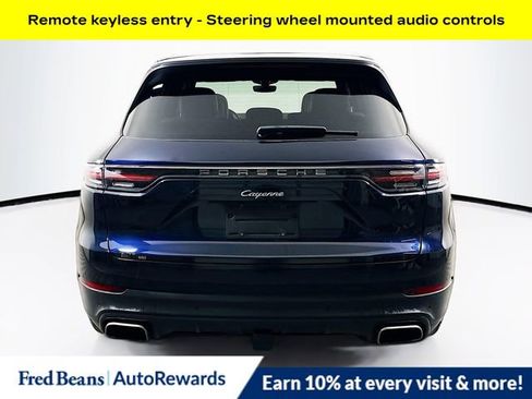 Used 2022 Porsche Cayenne image 6