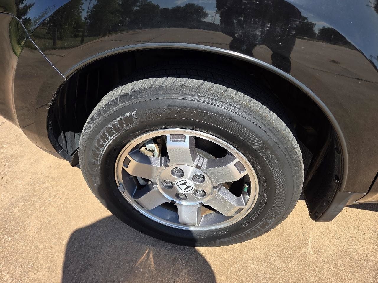 Used 2011 Honda Pilot Touring image 24