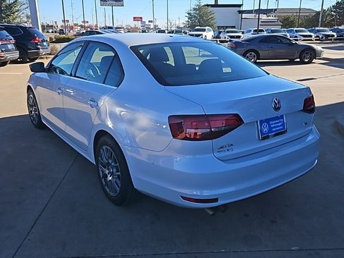 Used 2017 Volkswagen Jetta S image 7