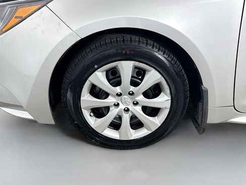 Used 2024 Toyota Corolla LE FWD image 37