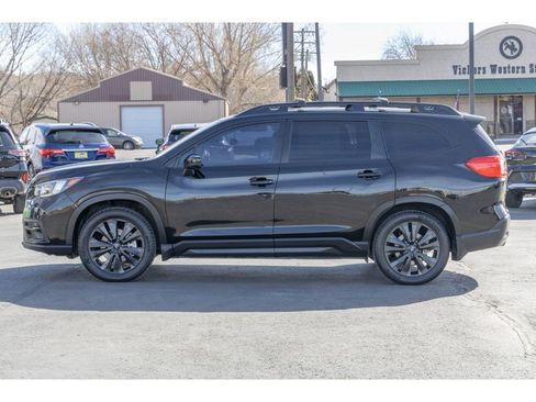 Used 2022 Subaru Ascent Onyx Edition image 6