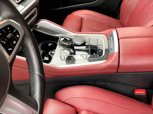 Used 2021 BMW X6 M50i w/ Premium Package AWD/4WD image 17