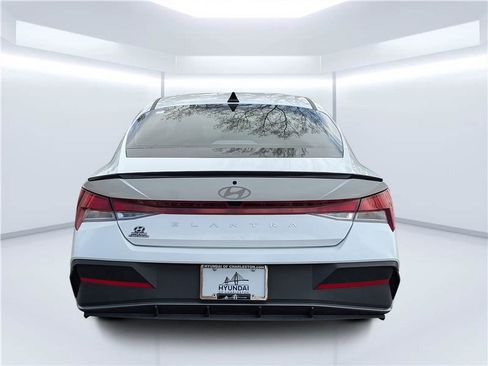 Certified 2025 Hyundai Elantra Sport image 4