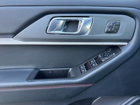New 2025 Ford Explorer ST image 10