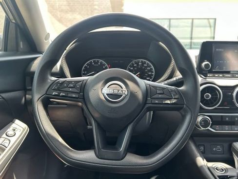 Used 2024 Nissan Sentra S FWD image 17