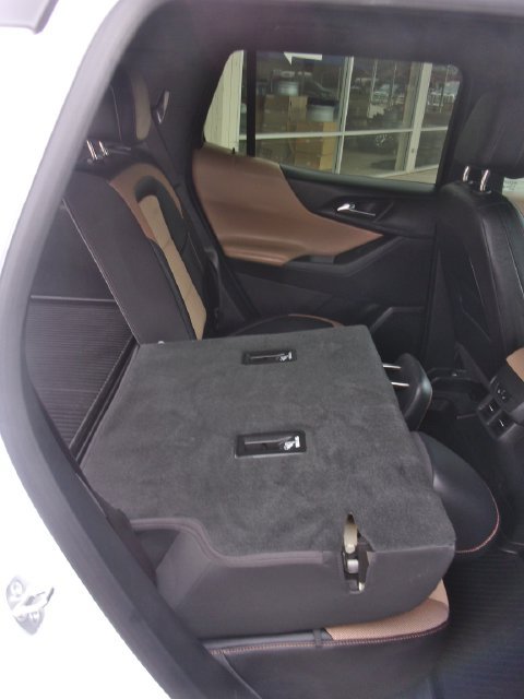 Used 2026 Chevrolet Equinox ACTIV w/ Convenience Package III AWD/4WD image 32