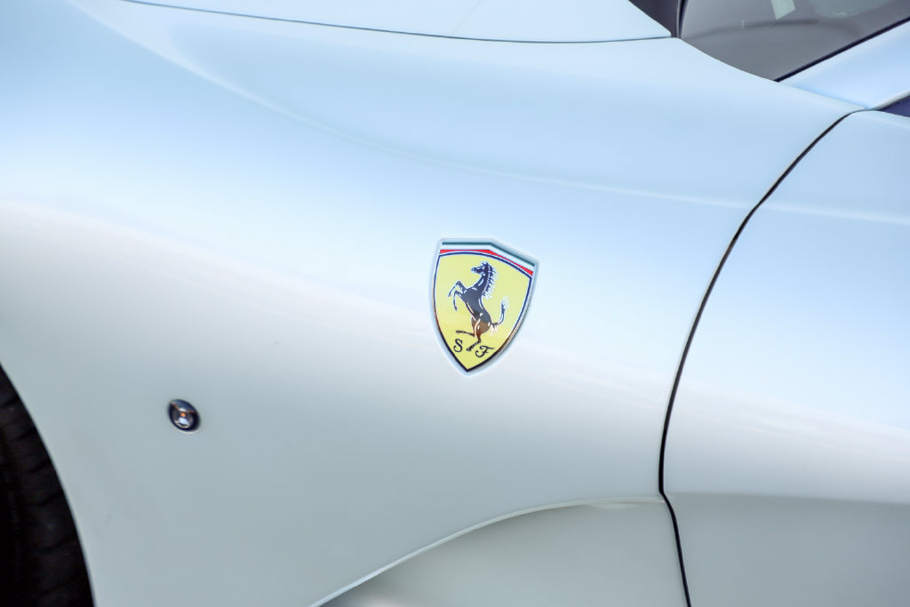 Certified 2018 Ferrari 812 Superfast RWD image 40