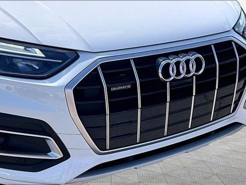 Used 2023 Audi Q5 2.0T Premium Plus w/ Premium Plus Package AWD/4WD image 30