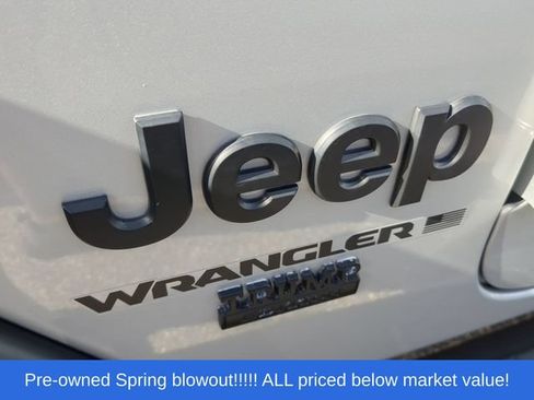 Used 2024 Jeep Wrangler Unlimited Sport AWD/4WD image 10