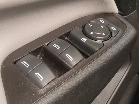 Used 2022 Chevrolet Equinox LT image 27