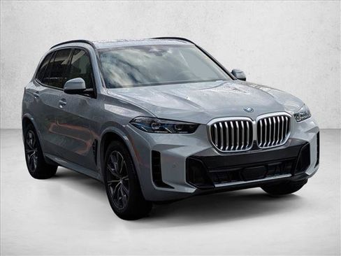 Used 2026 BMW X5 xDrive50e w/ M Sport Package AWD/4WD image 6
