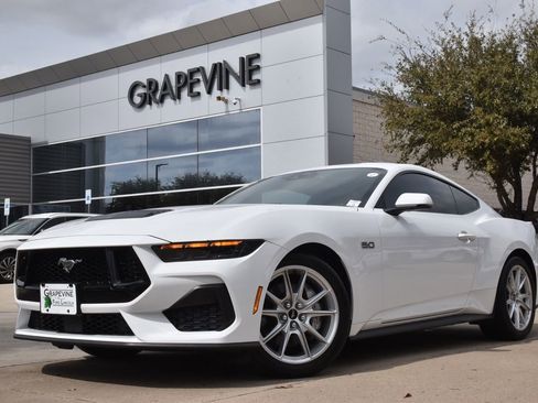 Certified 2025 Ford Mustang GT Premium image 2