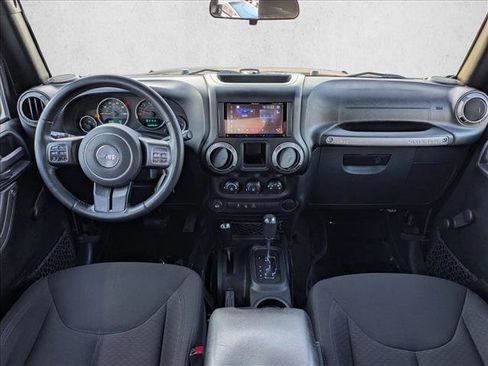 Used 2016 Jeep Wrangler Unlimited Sport w/ Connectivity Group image 18