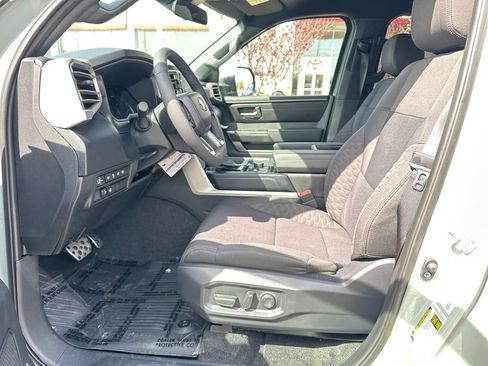 New 2026 Toyota Tundra SR5 AWD/4WD image 12