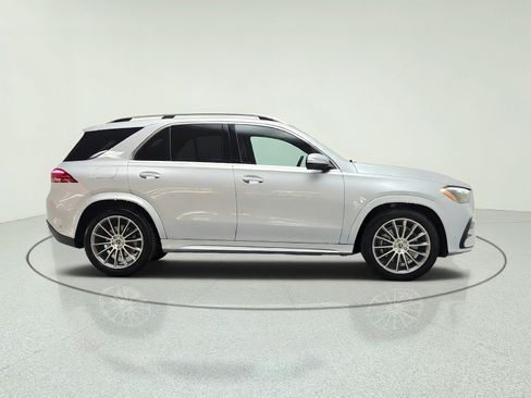 Certified 2024 Mercedes-Benz GLE 450 4MATIC image 4