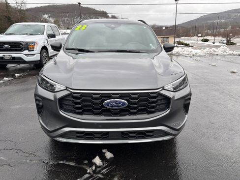 Used 2023 Ford Escape ST-Line w/ Tech Pack #1 AWD/4WD image 2