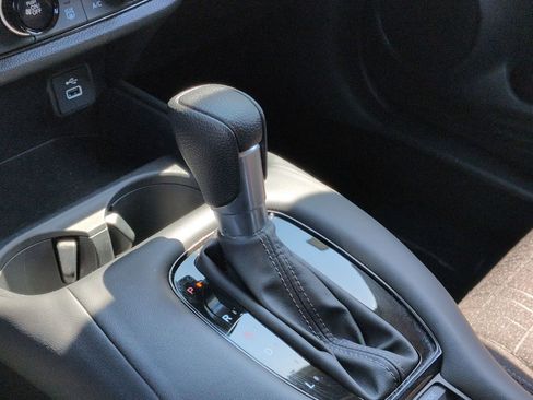 Certified 2024 Honda HR-V LX image 23