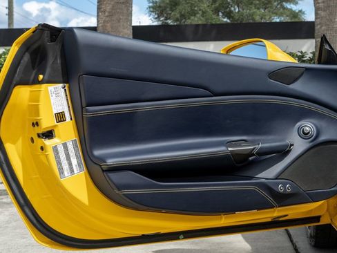 Used 2017 Ferrari 488 Spider image 28