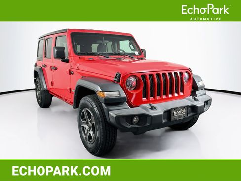Used 2018 Jeep Wrangler Unlimited Sport S AWD/4WD image 1