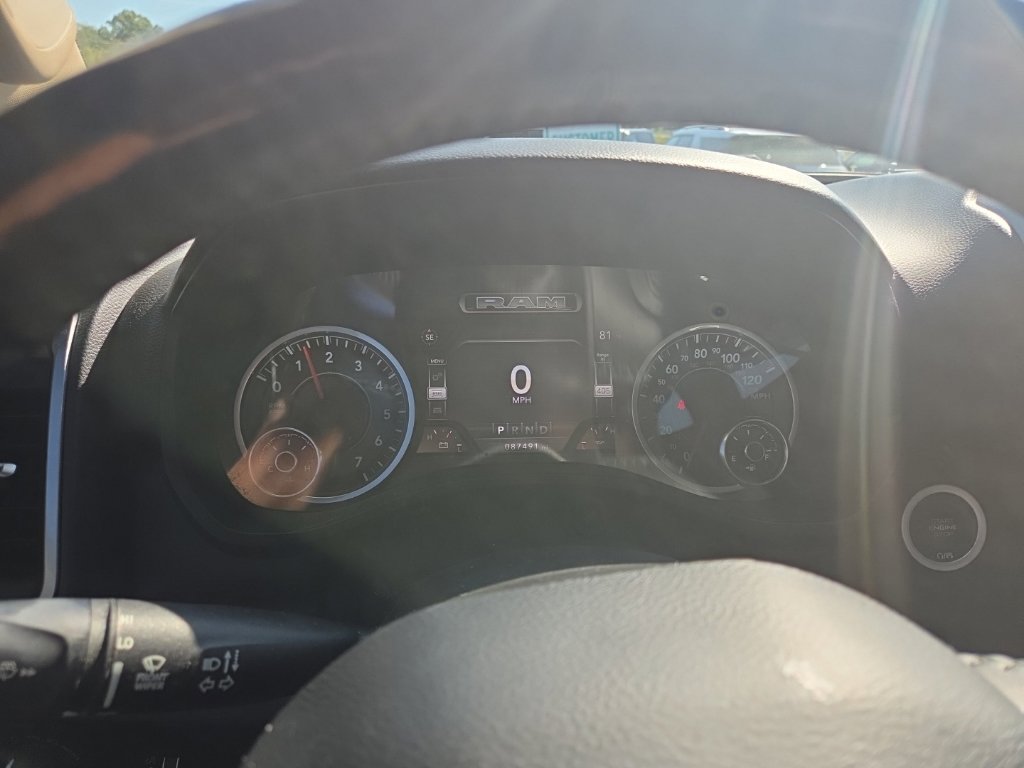 Used 2020 RAM 1500 Big Horn AWD/4WD image 6