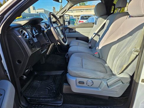 Used 2013 Ford F150 XLT w/ Luxury Equipment Group image 12