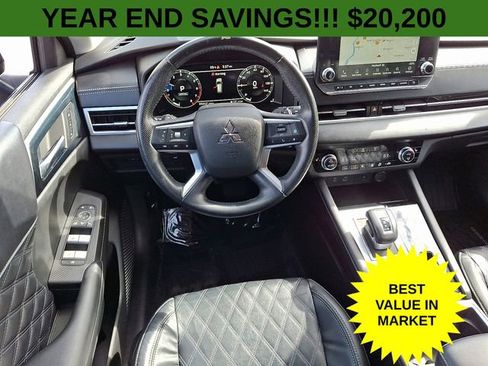 Used 2022 Mitsubishi Outlander SEL image 13