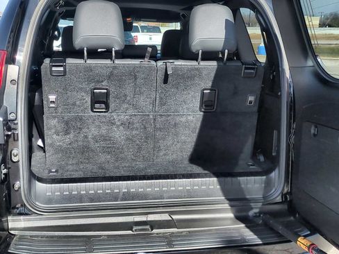 Used 2022 Lexus GX 460 image 27