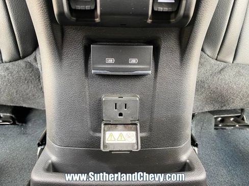Used 2022 Jeep Wrangler Unlimited Sahara AWD/4WD image 45