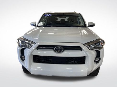 Certified 2024 Toyota 4Runner SR5 Premium w/ Moonroof Package AWD/4WD image 8