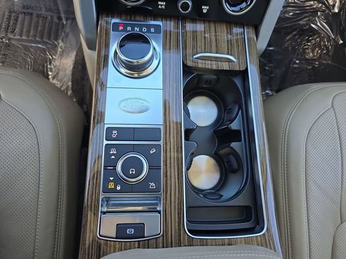 Certified 2018 Land Rover Range Rover HSE AWD/4WD image 29