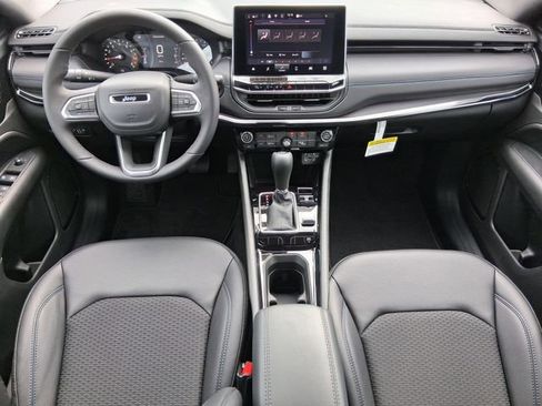 New 2026 Jeep Compass Latitude AWD/4WD image 14