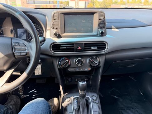 Used 2021 Hyundai Kona SE AWD/4WD image 21