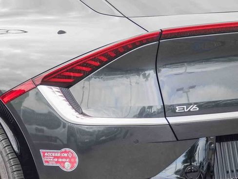 Certified 2023 Kia EV6 Wind image 7