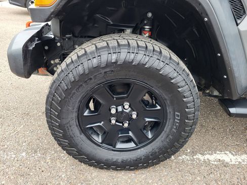 Used 2021 Jeep Gladiator Mojave image 24