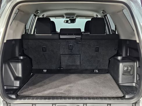 Used 2024 Toyota 4Runner SR5 image 18