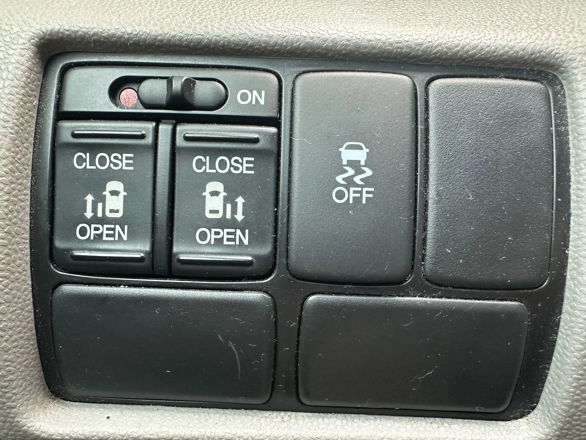 Used 2016 Honda Odyssey SE image 23