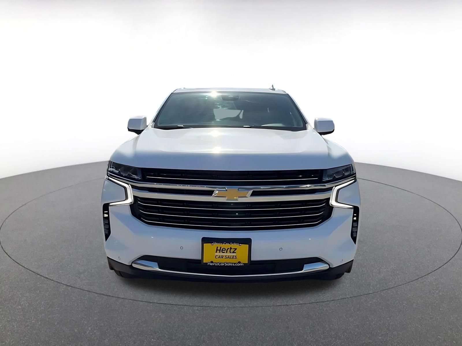 Used 2023 Chevrolet Tahoe LT w/ Luxury Package AWD/4WD image 4