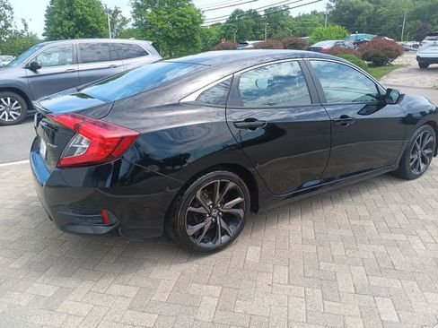 Used 2019 Honda Civic Sport image 6