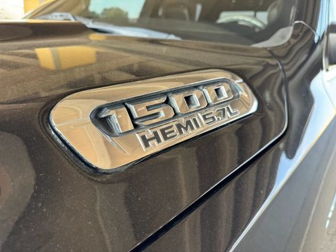 Used 2019 RAM 1500 Limited AWD/4WD image 9