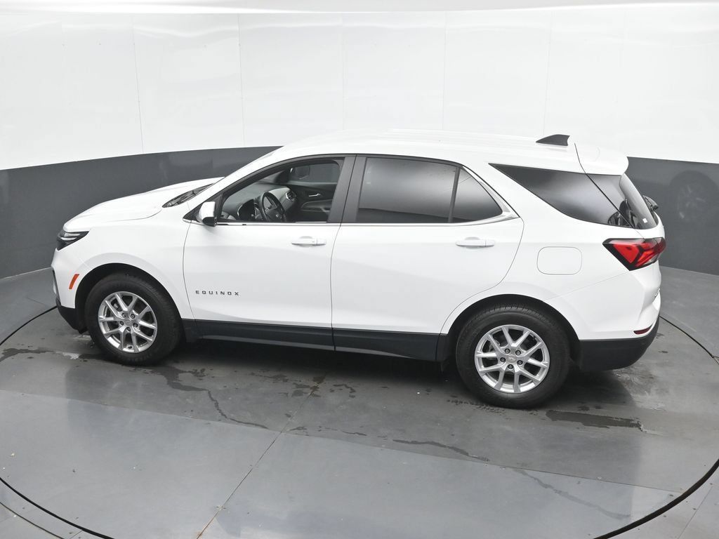 Used 2023 Chevrolet Equinox LT w/ Driver Convenience Package AWD/4WD image 35