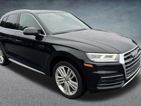 Used 2018 Audi Q5 2.0T Premium Plus w/ Premium Plus Package AWD/4WD image 3