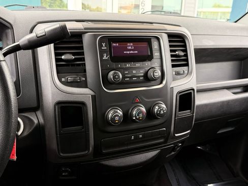 Used 2013 RAM 1500 Express RWD image 37