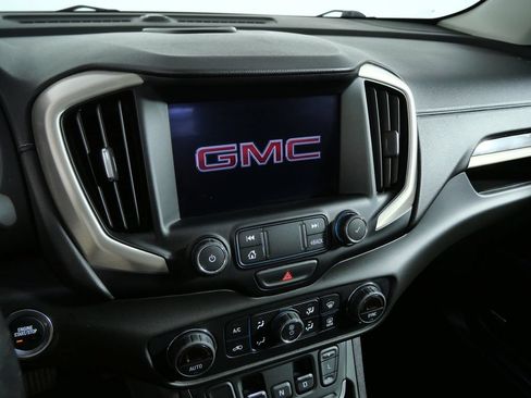 Used 2020 GMC Terrain Denali w/ Denali Premium Package AWD/4WD image 19