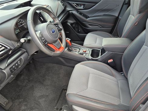 Used 2023 Subaru Forester Sport image 11