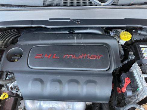 Used 2022 Jeep Compass Trailhawk w/ Sun and Sound Group AWD/4WD image 9
