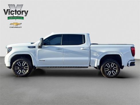 Used 2022 GMC Sierra 1500 AT4 w/ AT4 Preferred Package image 3