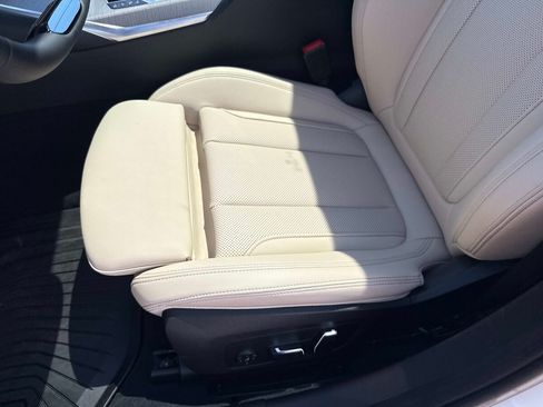 Used 2026 BMW 330i Sedan w/ Premium Package RWD image 19